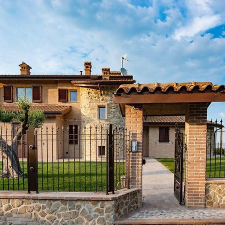 B&B Madonna Carradori Country Offagna Εξωτερικό φωτογραφία