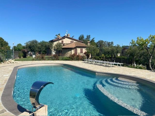 B&B Madonna Carradori Country Offagna Εξωτερικό φωτογραφία