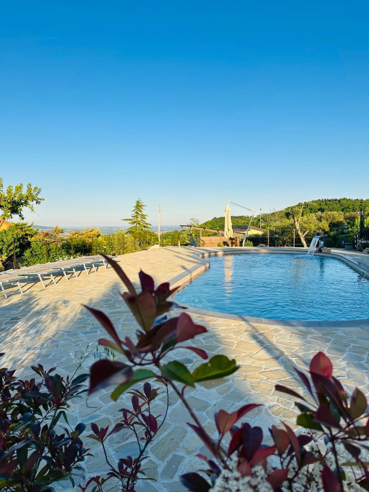 B&B Madonna Carradori Country Offagna Εξωτερικό φωτογραφία