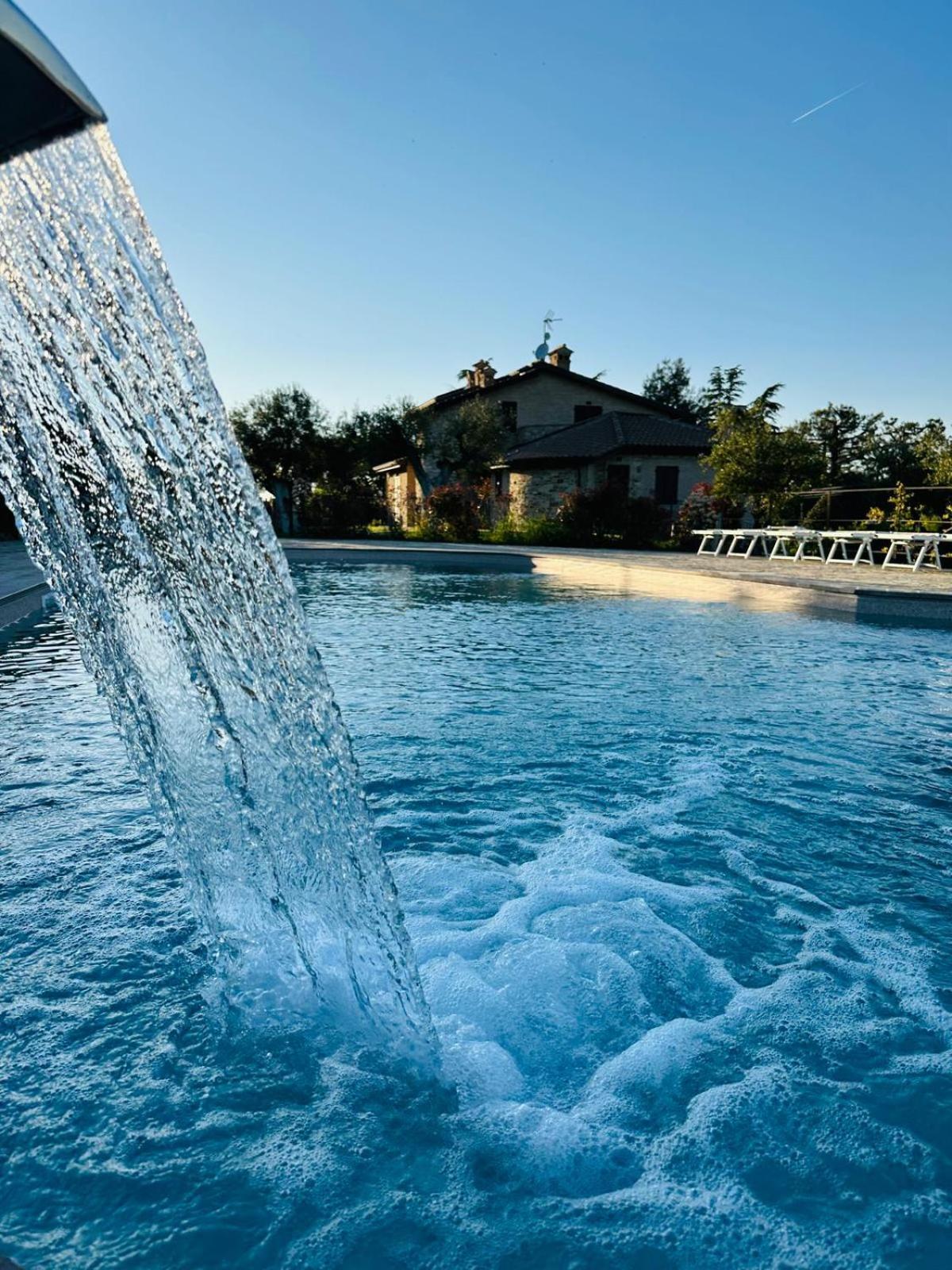 B&B Madonna Carradori Country Offagna Εξωτερικό φωτογραφία